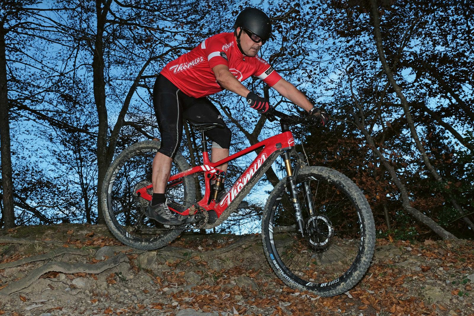 Das potente Fahrwerk macht das E2 zum zuverlässigen Begleiter auf jedem Untergrund.