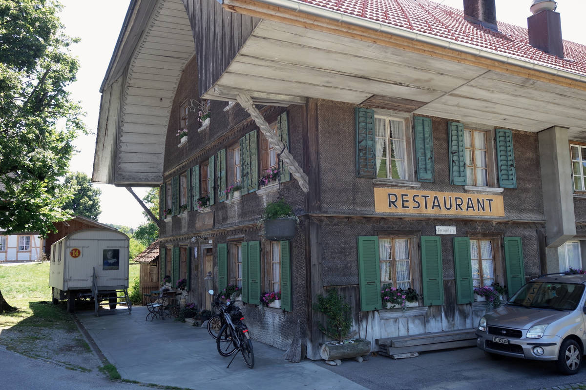 Als wäre die Zeit stehen geblieben: Das Restaurant Zum Wilden Mann in Ferrenberg ist weitherum bekannt für seine währschaften Speisen nach Urgossmutters Rezept.