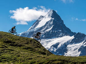 Routinierte Biker kommen auf dem Bachalpsee-Trail voll auf ihre Kosten – und erst noch in den Genuss eines atemberaubenden Panoramas.