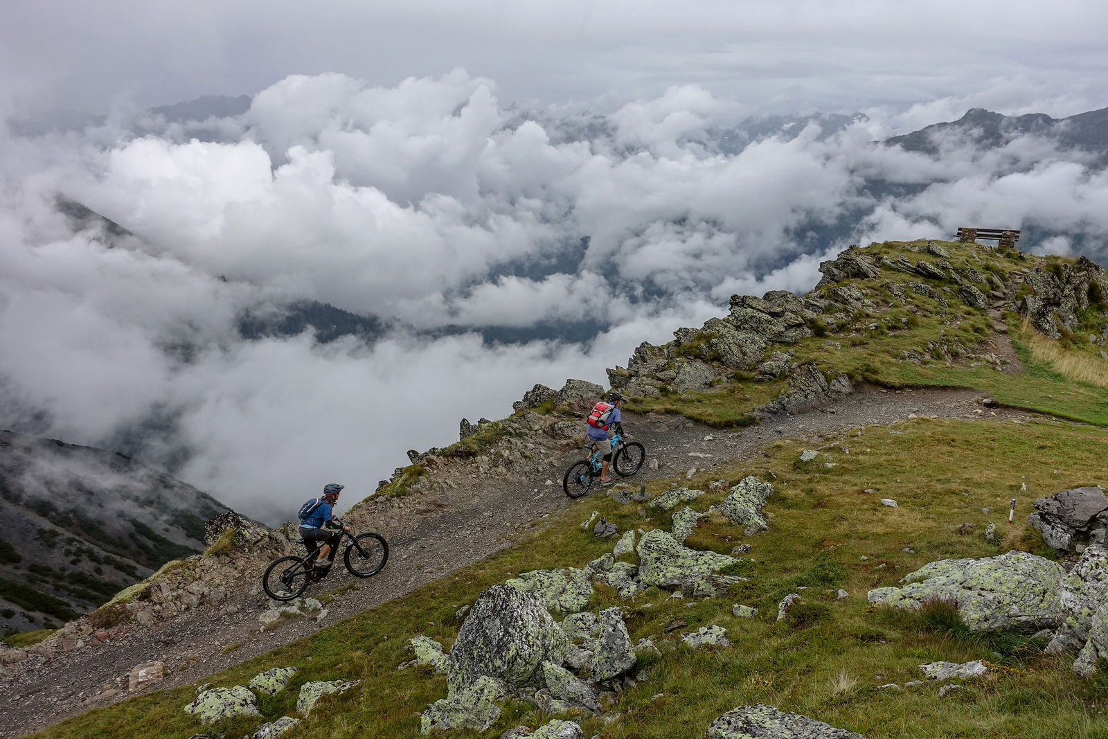 Der Weg zum Schiahorn erweist sich als zäh, doch ich fühle mich immer sicherer auf dem E-MTB.