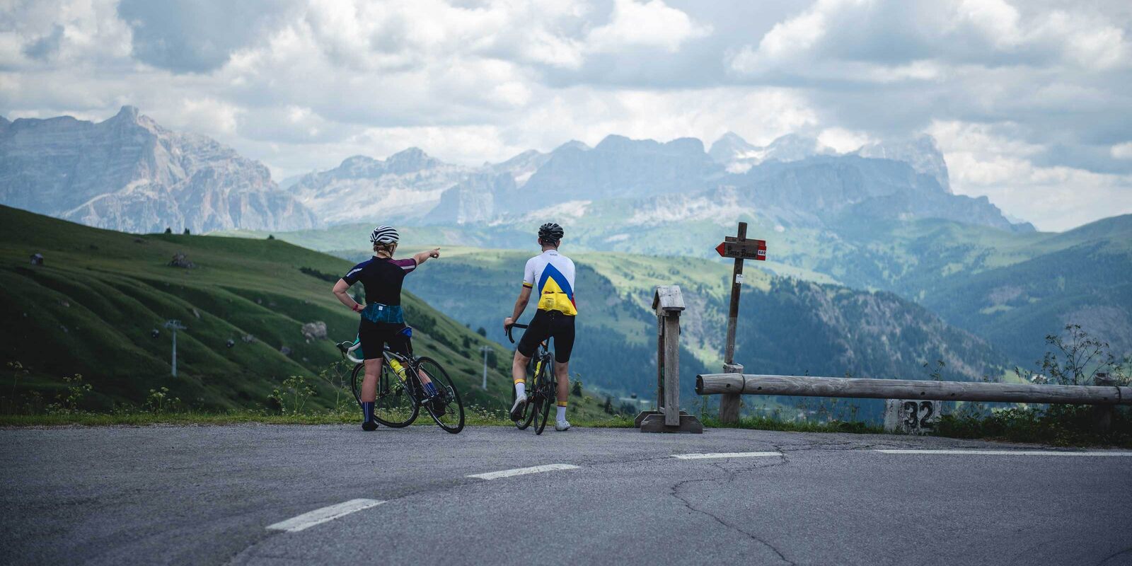 Eine mehrjährige Partnerschaft zwischen dem Veranstalter der Giro d’Italia und der Outdoor-Plattform Komoot bringt inspirierende Routen und Inhalte direkt zu Radsportfans.